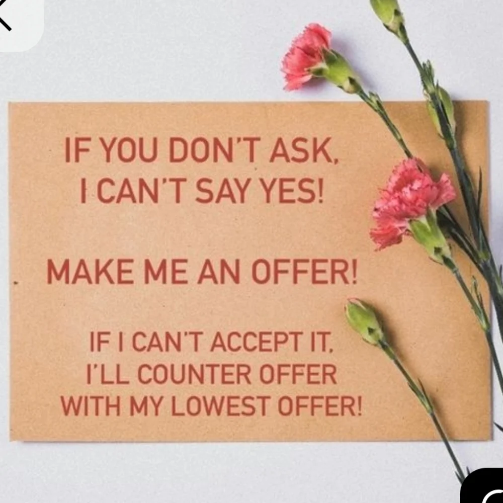 Live Show With Megan - Picture 3 of 3